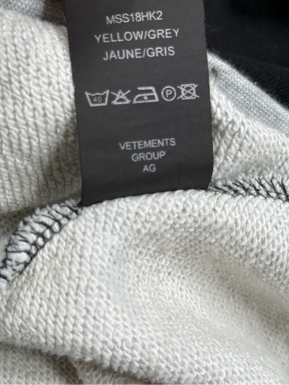Vetements Yellow Black Gray Colorblock Hoodie with Umbro Logo Size Small - Picture 11 of 12